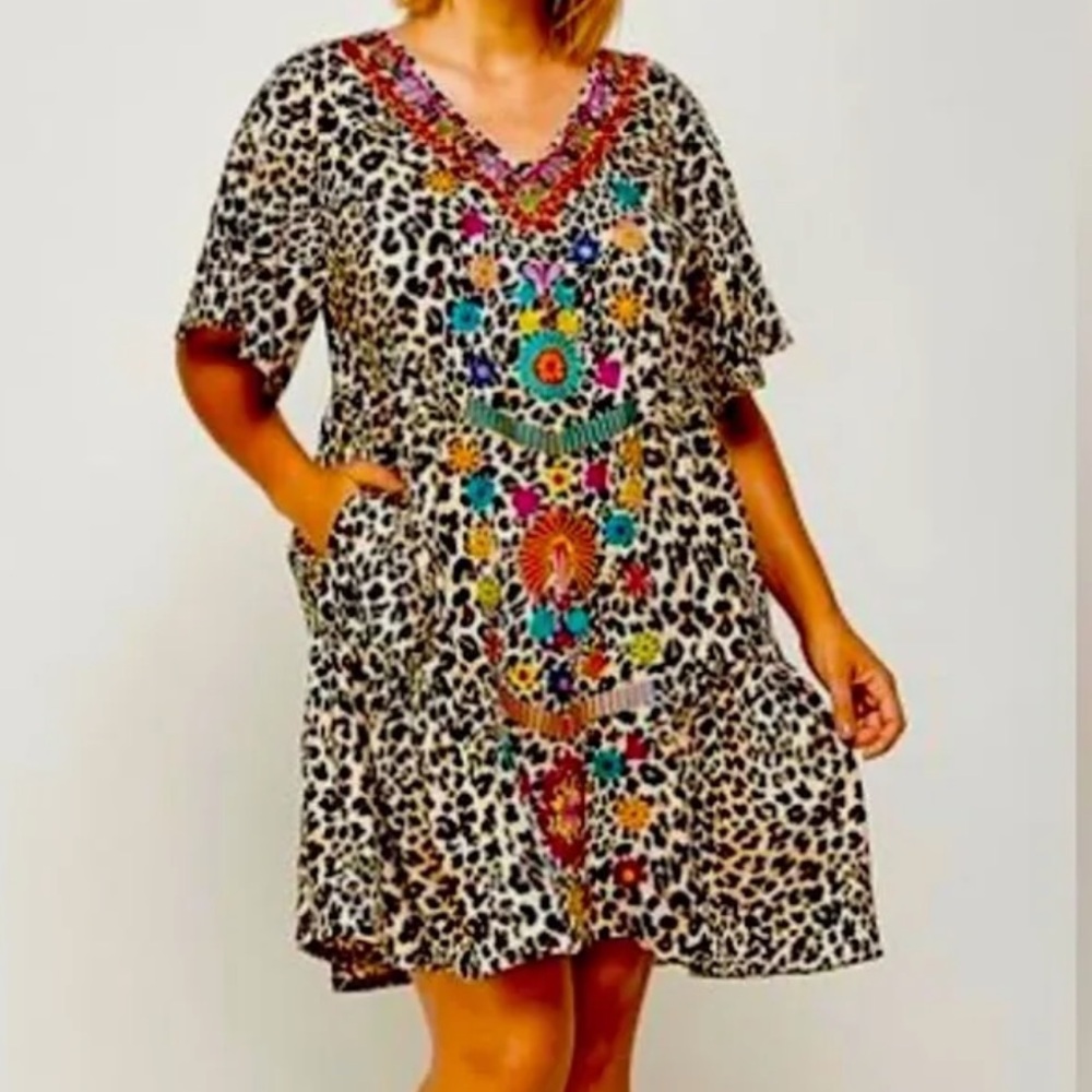 Leopard Print knee length Dressâ with Colorful Embroidery S